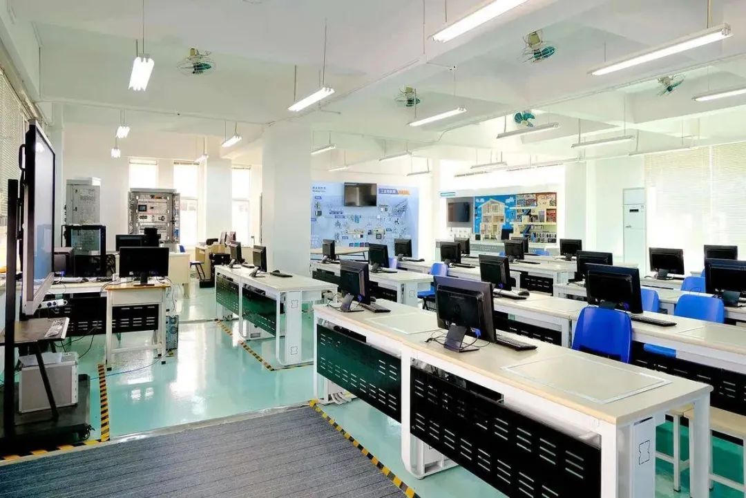 广东省国防科技技师学院（广东省技工教育师资培训学院）2025年招生简章——物联网设备制造专业